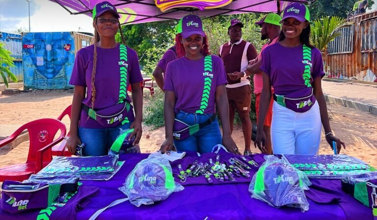 26012fce-0f83-4a46-abc4-67a0e650dffe